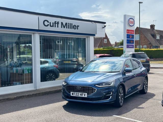 Ford Focus 1.0 EcoBoost Hybrid mHEV 155 Titanium Vignale 5dr Auto Hatchback Petrol Chrome Blue