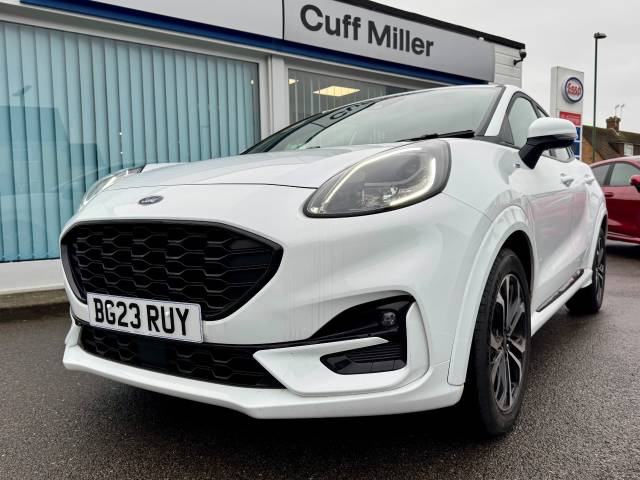 Ford Puma 1.0 EcoBoost Hybrid mHEV ST-Line 5dr Hatchback Petrol Frozen White