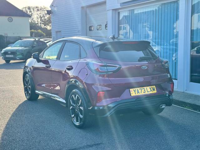 2023 Ford Puma 1.0 EcoBoost Hybrid mHEV Vivid Ruby Edition 5dr