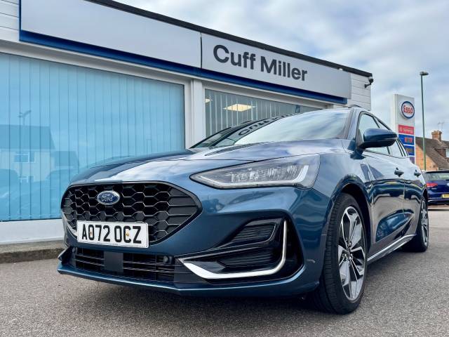Ford Focus 1.0 EcoBoost ST-Line Vignale 5dr Estate Petrol Blue