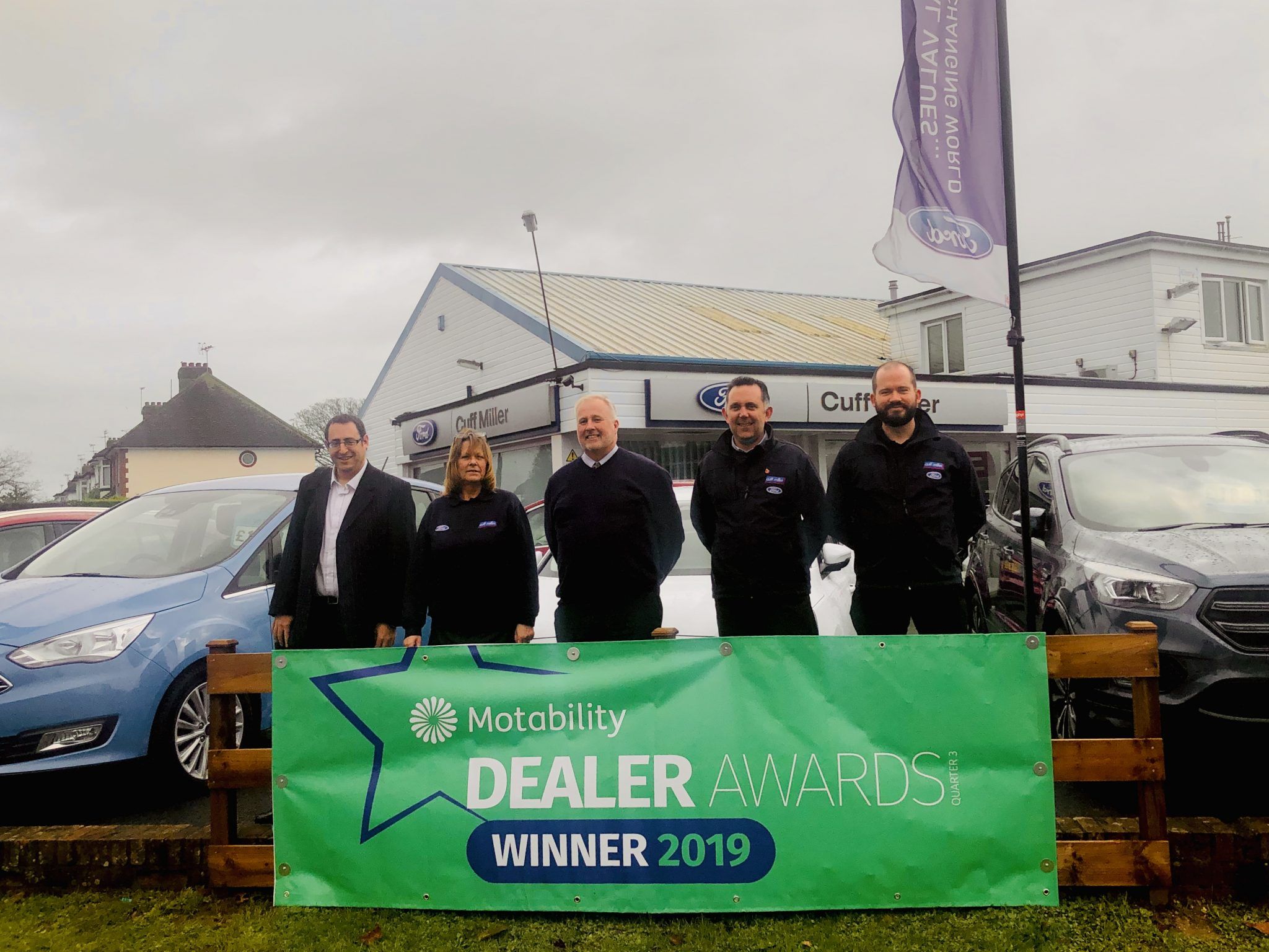 Cuff Miller celebrates award win for excellent Motability customer service